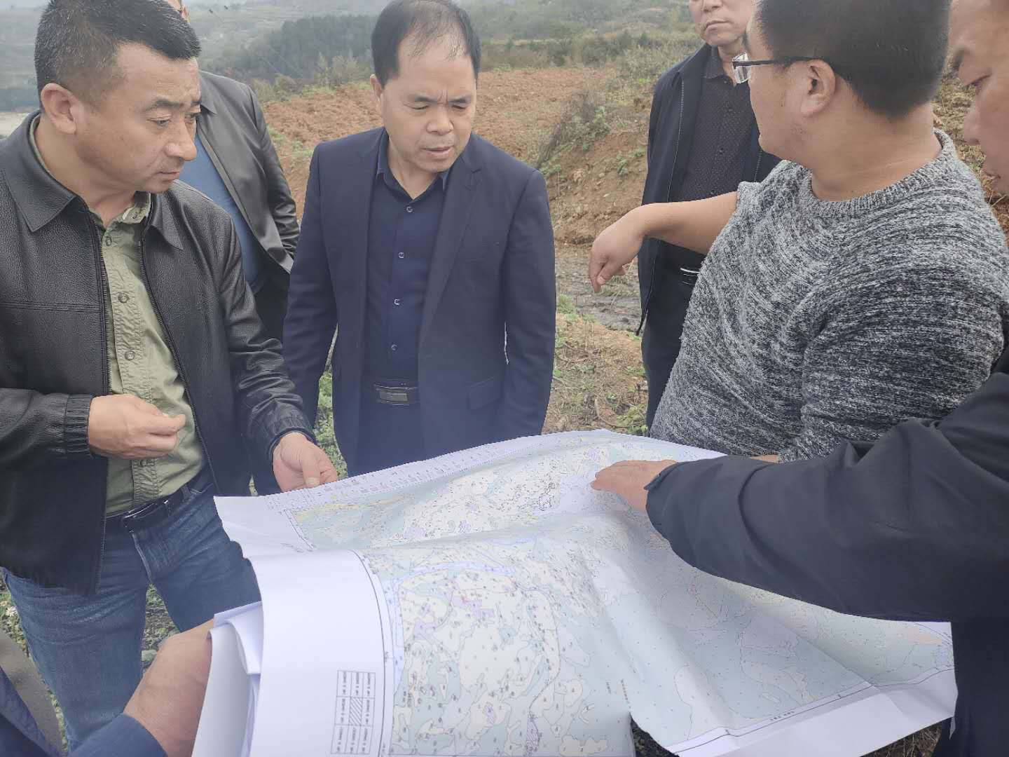 洛南1.png